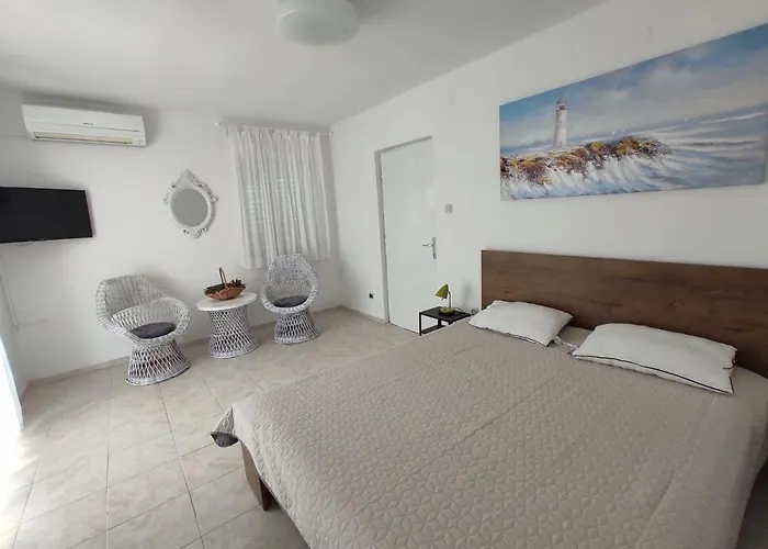 House House * 波威尔