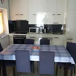 House House Σπίτι διακοπών *