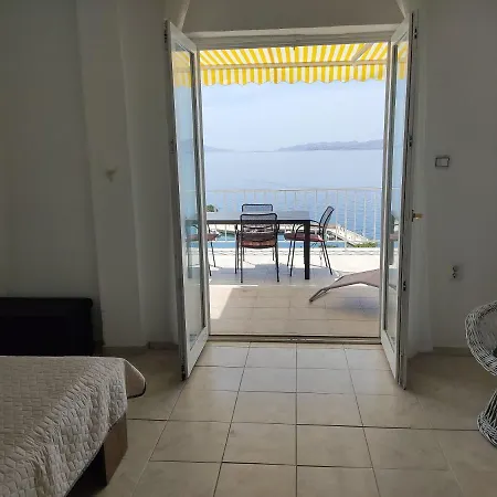 House House بيت للعطل