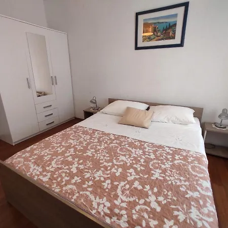 Tatil Evi House House Povile